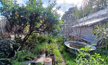 VENTA DE TERRENO CON CASA A DEMOLER O RECICLAR AL 100%