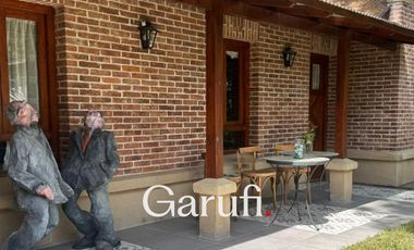 Casa en Alquiler Temporario en Pinamar con Experiencia Artística