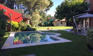 Casa 6 ambientes en venta en Florencio Varela