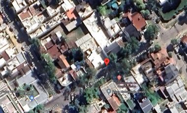 Casa en venta - 5 Dormitorios 3 Baños - Cochera - Local - 400Mts2 - Zárate