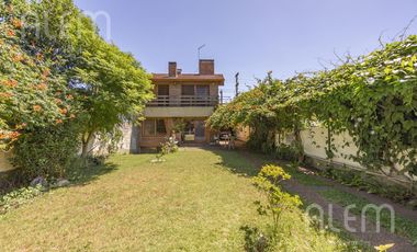 Casa en venta en Turdera, Lomas de Zamora