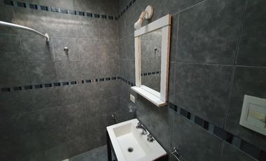 PH en venta - 1 Dormitorio 1 Baño - Tolosa