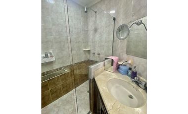 Apartamento de 3 habitaciones en Venta. Barrio RIOMAR