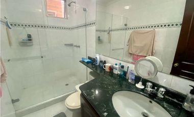 Apartamento de 3 habitaciones en Venta. Barrio RIOMAR