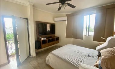Apartamento de 3 habitaciones en Venta. Barrio RIOMAR