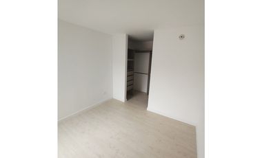 ACSI 837A Arriendo de apartamento en Madrid