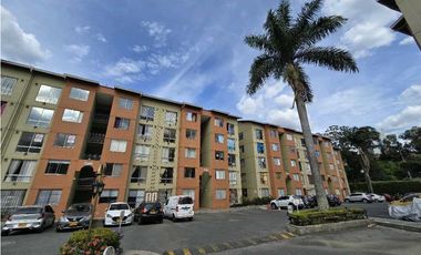 Vendo en Santa Lucia cerca a estacion Metro