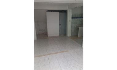 Apartaestudio enarriendo campoamor servicios incluidos persona sola