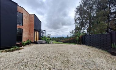Se Arrienda Casa Finca Sector Llano Grande, Rionegro