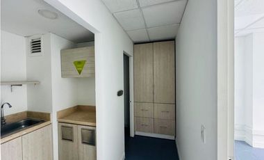 Oficina en Venta en El Poblado sector Aguacatala