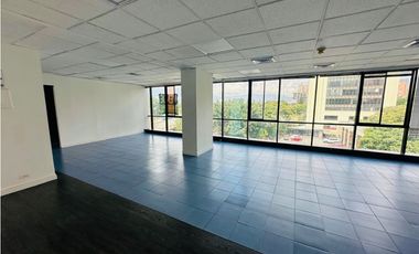 Oficina en Venta en El Poblado sector Aguacatala