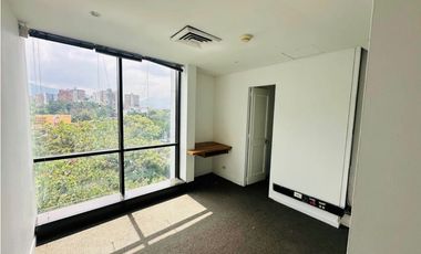 Oficina en Venta en El Poblado sector Aguacatala