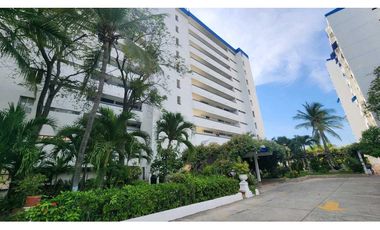 Apartamento en Primera Línea del Mar cerca al Decameron - 005R