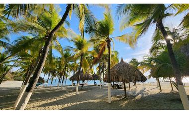 Apartamento en Primera Línea del Mar cerca al Decameron - 005R