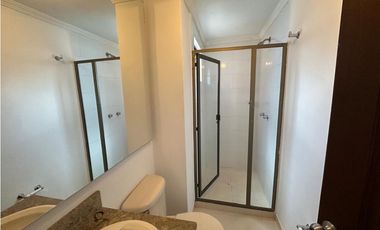 Aparta-oficina en Venta y Renta en El Poblado