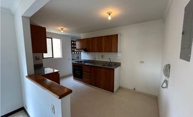 Aparta-oficina en Venta y Renta en El Poblado