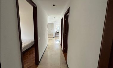 Aparta-oficina en Venta y Renta en El Poblado