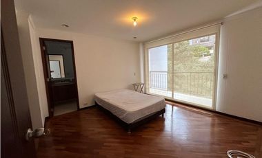 Aparta-oficina en Venta y Renta en El Poblado