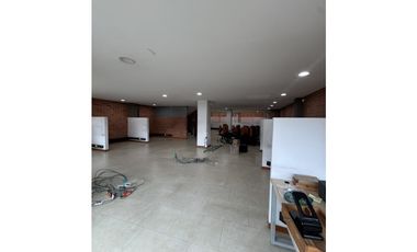 EDIFICIO EN ARRIENDO  – TOBERN