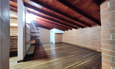 VENTA DE APARTAMENTO EN SABANETA SECTOR CALLE LARGA