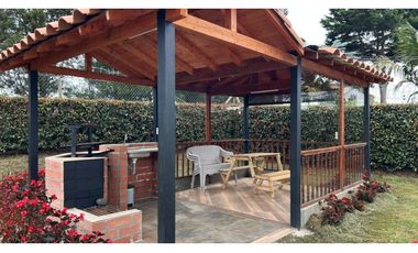 VENTA FINCA EN SANTA ELENA - FULL AMOBLADA