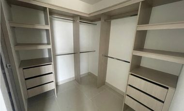Apartamento en arriendo en Rioalto