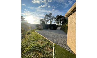 Casa en Arriendo en Envigado sector el Salado