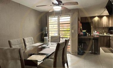 HERMOSA CASA EN FRESNOS DEL LAGO