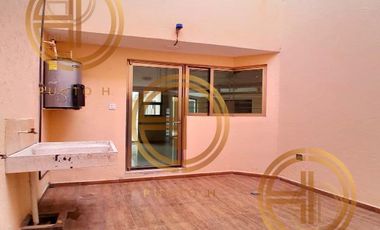 Casa en venta Calle 29 de Junio, Col. Graciano Sánchez Romo, Boca del Río, Veracruz muy cerca de Playa Los Delfines y El Morro