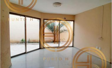 Casa en venta Calle 29 de Junio, Col. Graciano Sánchez Romo, Boca del Río, Veracruz muy cerca de Playa Los Delfines y El Morro