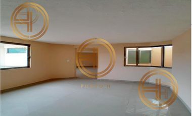 Casa en venta Calle 29 de Junio, Col. Graciano Sánchez Romo, Boca del Río, Veracruz muy cerca de Playa Los Delfines y El Morro