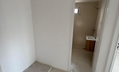 VENTA DEPARTAMENTO 2 AMBIENTES CON PATIO LANUS ESTE