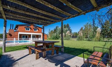 Casa en Puerto Roldan