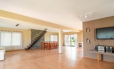 Casa en Puerto Roldan