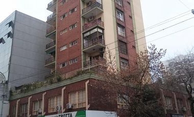 Oficina en venta en  Quilmes