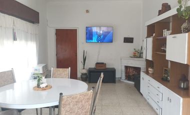 Venta Casa en Luis Guillon