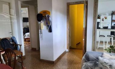 PH de 2 Plantas con Patio en Venta / San Fernando