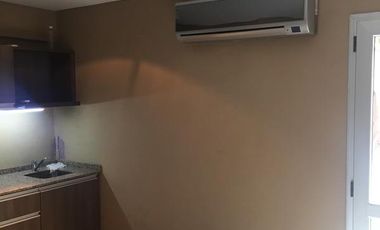 Gran oportunidad! Monoambiente dividido en edificio de categoria