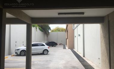 Gran oportunidad! Monoambiente dividido en edificio de categoria