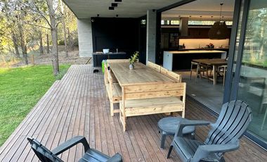 Hermosa casa a estrenar en Marítimo III