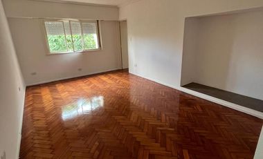 Departamento en  Venta en Castelar
