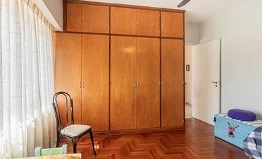 CASA EN PH 3 DORMITORIOS JARDÍN BARRIO PARQUE BERNAL EN VENTA