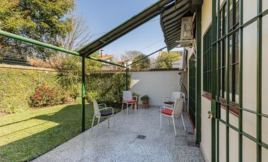 CASA EN PH 3 DORMITORIOS JARDÍN BARRIO PARQUE BERNAL EN VENTA