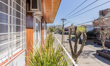 CASA EN PH 3 DORMITORIOS JARDÍN BARRIO PARQUE BERNAL EN VENTA