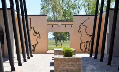 Alquiler Casa 4 ambientes parrila pileta jardin cocheras Amenities Premiun Area 60