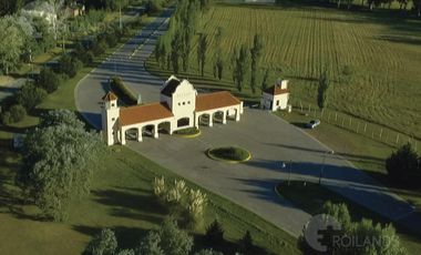 Alquiler Casa 4 ambientes parrila pileta jardin cocheras Amenities Premiun Area 60