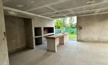 Casa en venta - 4 Dormitorios 3 Baños - Cochera - 830Mts2 - Ramallo