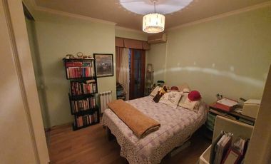 Departamento en venta - 2 Dormitorios 2 Baños - Cochera - 90Mts2 - Adrogué, Almirante Brown