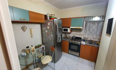 Departamento en venta - 2 Dormitorios 2 Baños - Cochera - 90Mts2 - Adrogué, Almirante Brown