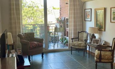 Departamento de 3 amb, en Jardines de San Isidro, cochera cubierta.